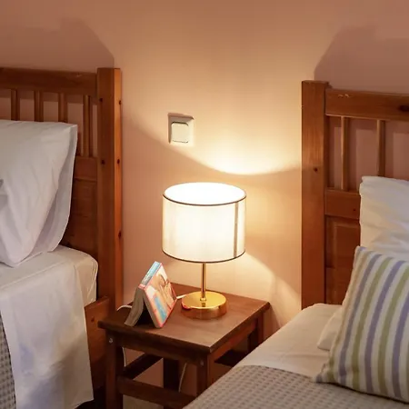 Dimeli Junior At The *