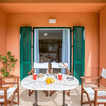 Apartment Dimeli Junior At The
