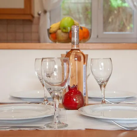 Dimeli Junior At The