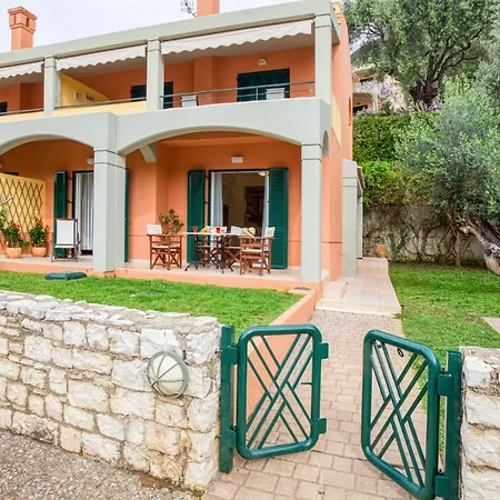 Appartement Dimeli Junior At The *